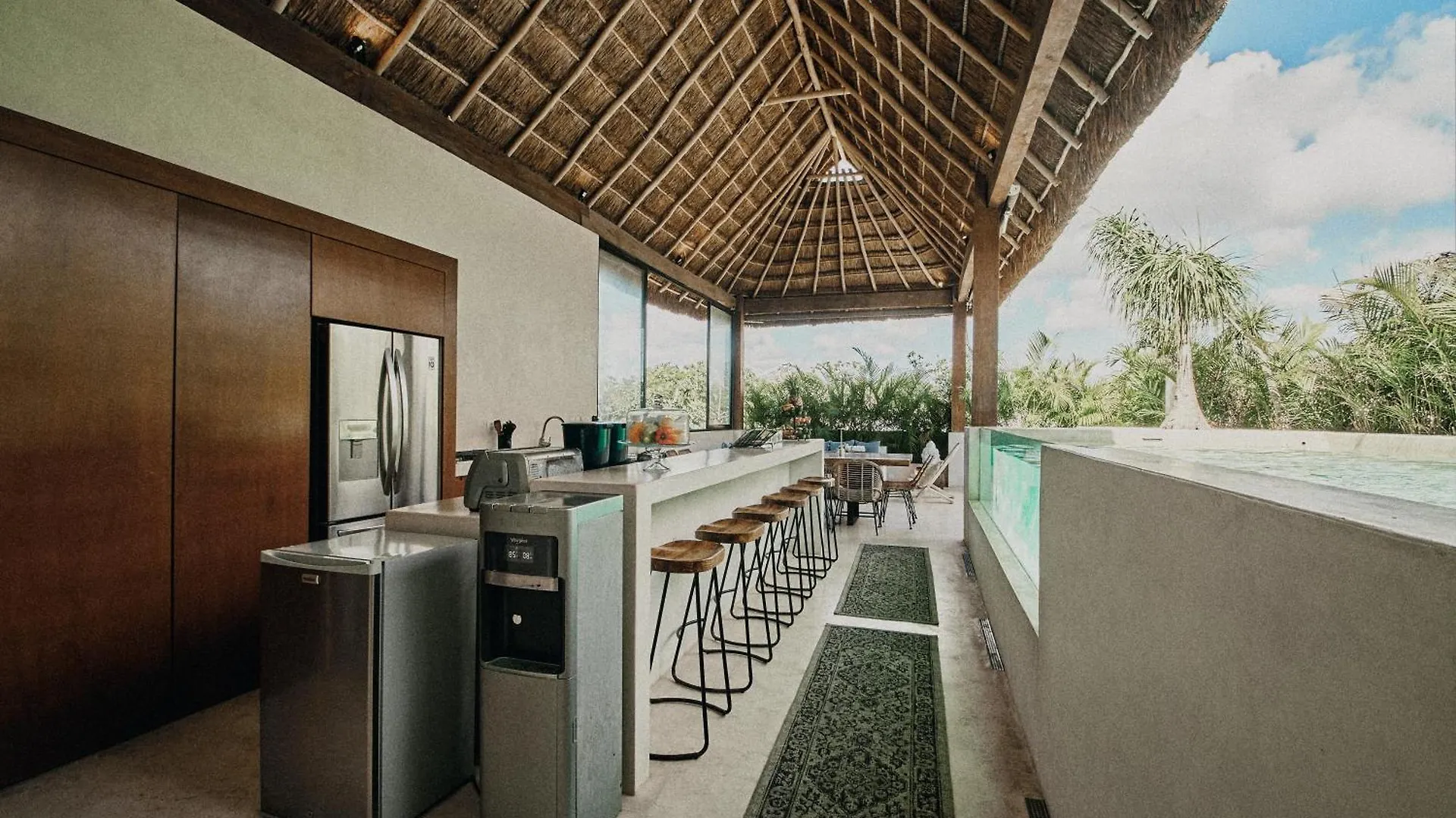 Villa Yax'Na House Luxury 240M2 - 12 Persons - 6 Rooms - 2 Swimming Pool - 3 Jacuzzis Tulum